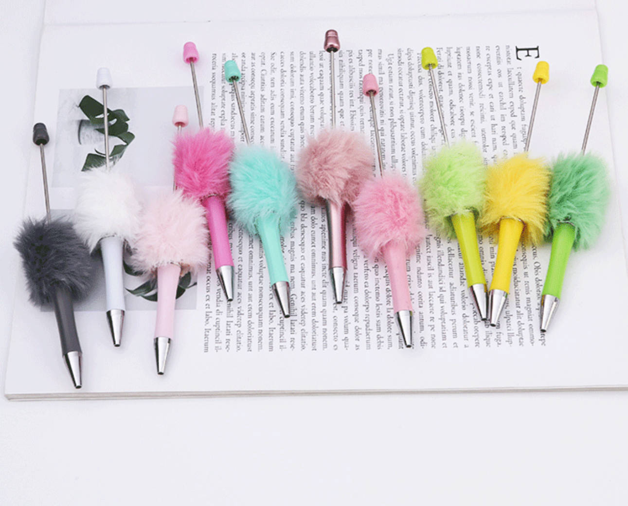 Fluffy pompom beaded pen