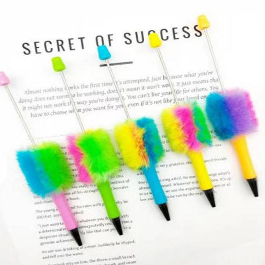 Color-blocked fluffy pompom beaded pen