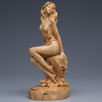 Cliff cypress wood carving free beauty solid wood ornaments home accessories beautiful characters Chinese living room ornaments crafts