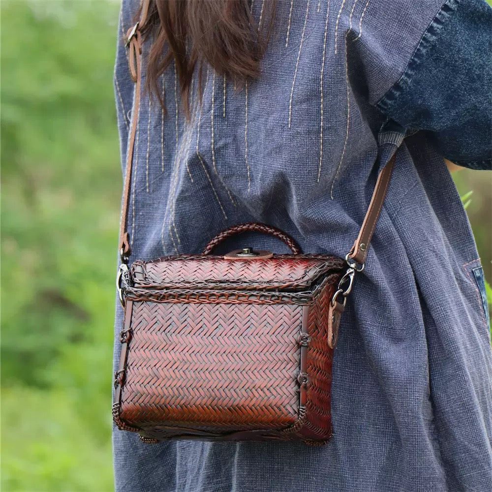 Strictly selected non-heritage handbag bamboo braided bag women's handbag vintage bamboo basket bamboo braided bag collection of bamboo products and crafts