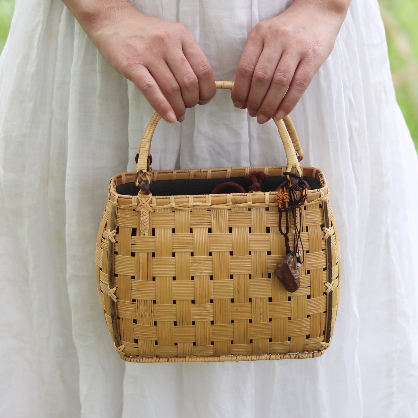 Strictly selected non-heritage handbag bamboo braided bag women's handbag vintage bamboo basket bamboo braided bag collection of bamboo products and crafts