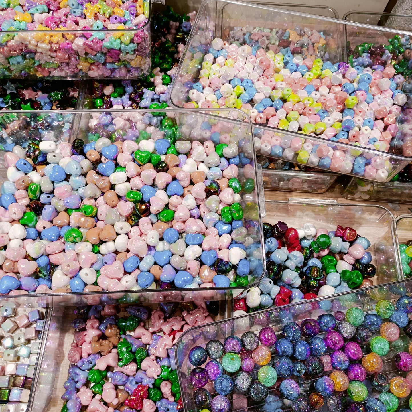 Arya fans Wholesale Shiny Colorful Acrylic Beads For Jewelry Making，DIY, Phone Chain,Bracelet